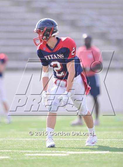Thumbnail 3 in Midlothian vs. Frisco Centennial (Scrimmage) photogallery.