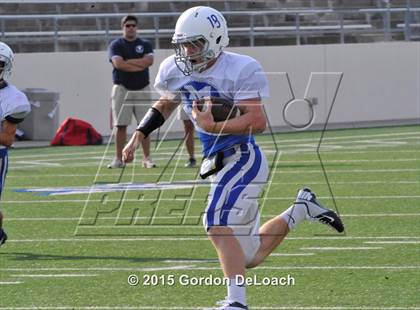Thumbnail 1 in Midlothian vs. Frisco Centennial (Scrimmage) photogallery.