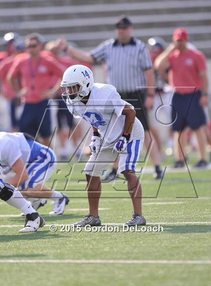 Thumbnail 1 in Midlothian vs. Frisco Centennial (Scrimmage) photogallery.