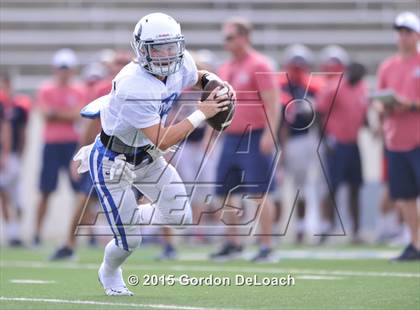 Thumbnail 2 in Midlothian vs. Frisco Centennial (Scrimmage) photogallery.
