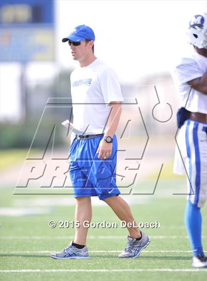Thumbnail 1 in Midlothian vs. Frisco Centennial (Scrimmage) photogallery.