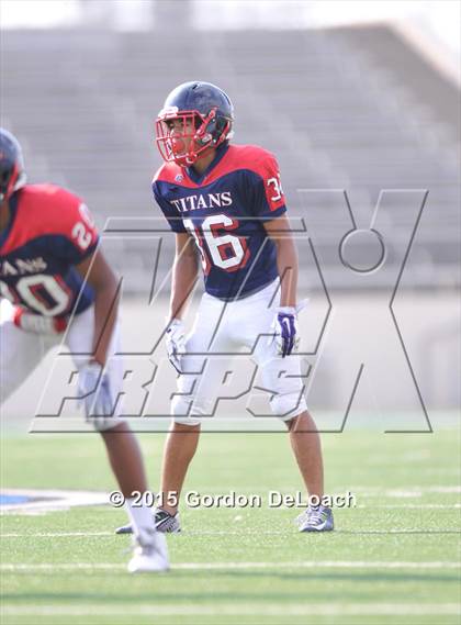Thumbnail 2 in Midlothian vs. Frisco Centennial (Scrimmage) photogallery.
