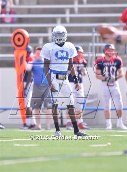 Thumbnail 2 in Midlothian vs. Frisco Centennial (Scrimmage) photogallery.