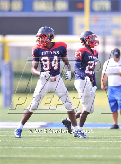 Thumbnail 2 in Midlothian vs. Frisco Centennial (Scrimmage) photogallery.