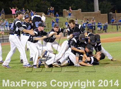 Thumbnail 1 in Midway vs. Bunker Hill (NCHSAA 2A Final - Game 3) photogallery.