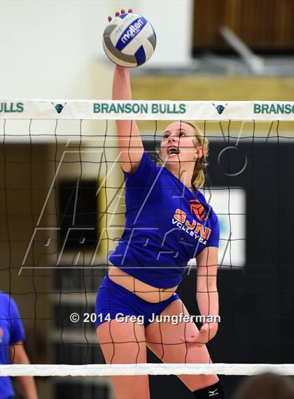 Thumbnail 3 in St. Joseph Notre Dame @ Branson (NCS D5 Semi-Finals) photogallery.