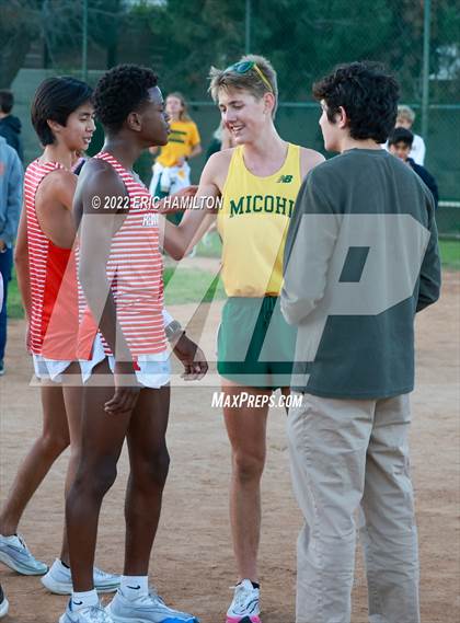 Thumbnail 2 in Bay League Finals photogallery.