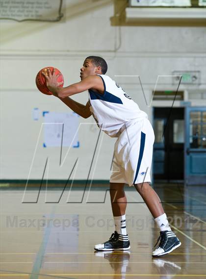 Thumbnail 2 in Hueneme vs Calvary Chapel (Santa Barbara Holiday Classic) photogallery.