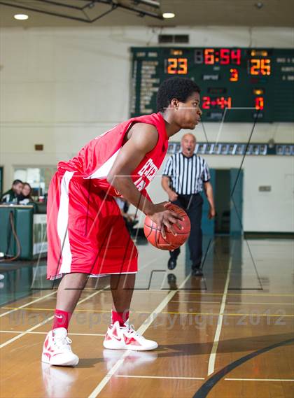 Thumbnail 3 in Hueneme vs Calvary Chapel (Santa Barbara Holiday Classic) photogallery.