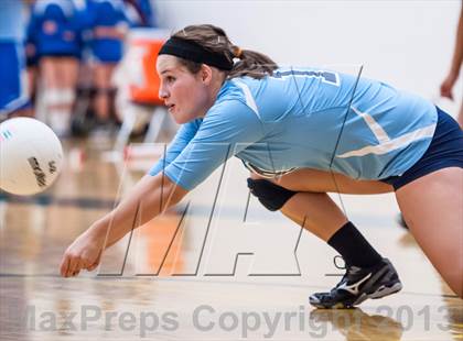 Thumbnail 1 in ThunderRidge vs. Ralston Valley (Smoky Hill Buff Classic) photogallery.