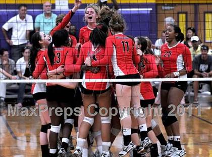 Thumbnail 1 in  La Costa Canyon vs. Harvard-Westlake (2010 Durango Fall Classic) photogallery.