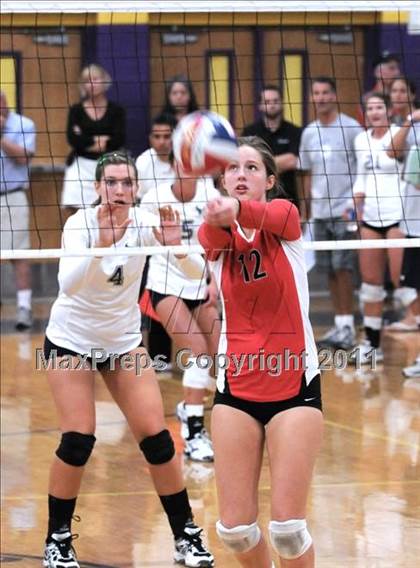 Thumbnail 1 in  La Costa Canyon vs. Harvard-Westlake (2010 Durango Fall Classic) photogallery.