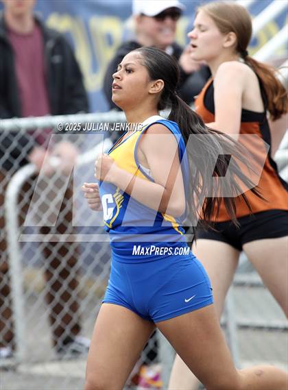 Thumbnail 3 in Wes Lowe Invitational Track Meet photogallery.