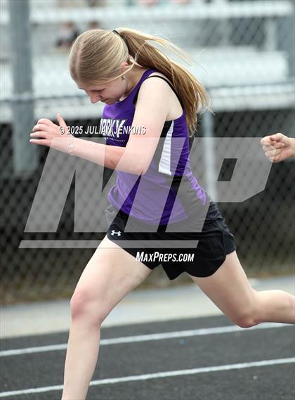 Thumbnail 3 in Wes Lowe Invitational Track Meet photogallery.