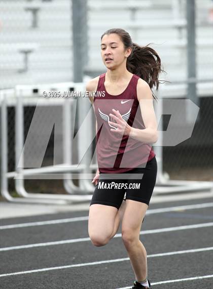 Thumbnail 3 in Wes Lowe Invitational Track Meet photogallery.