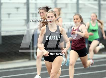 Thumbnail 2 in Wes Lowe Invitational Track Meet photogallery.