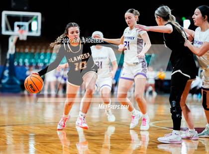 Thumbnail 2 in Alamosa vs. Holy Family (CHSAA 4A Great 8) photogallery.