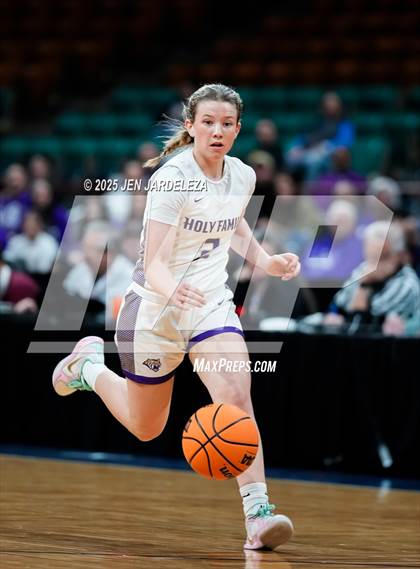Thumbnail 2 in Alamosa vs. Holy Family (CHSAA 4A Great 8) photogallery.