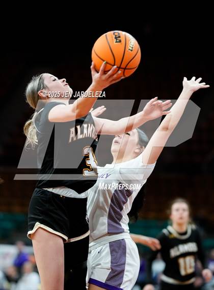 Thumbnail 1 in Alamosa vs. Holy Family (CHSAA 4A Great 8) photogallery.
