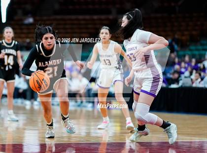 Thumbnail 1 in Alamosa vs. Holy Family (CHSAA 4A Great 8) photogallery.