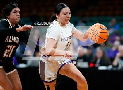 Thumbnail 2 in Alamosa vs. Holy Family (CHSAA 4A Great 8) photogallery.
