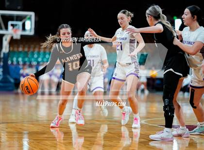 Thumbnail 1 in Alamosa vs. Holy Family (CHSAA 4A Great 8) photogallery.