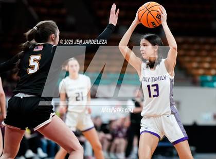 Thumbnail 3 in Alamosa vs. Holy Family (CHSAA 4A Great 8) photogallery.