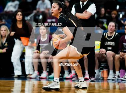 Thumbnail 2 in Alamosa vs. Holy Family (CHSAA 4A Great 8) photogallery.