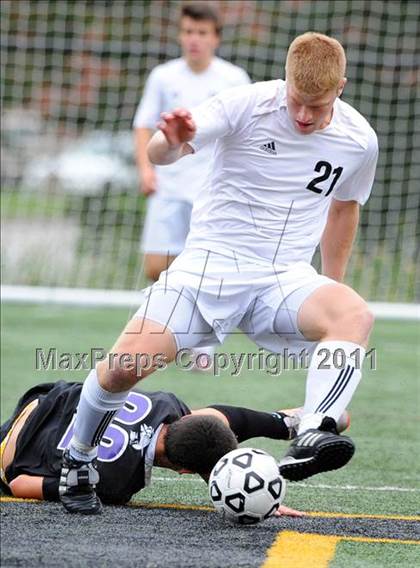 Thumbnail 3 in Lancaster Catholic @ Lancaster Mennonite photogallery.