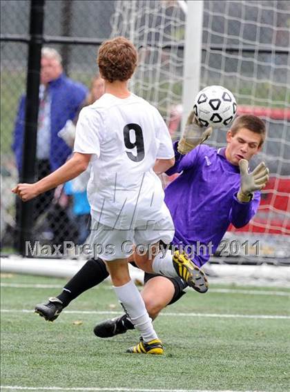 Thumbnail 2 in Lancaster Catholic @ Lancaster Mennonite photogallery.