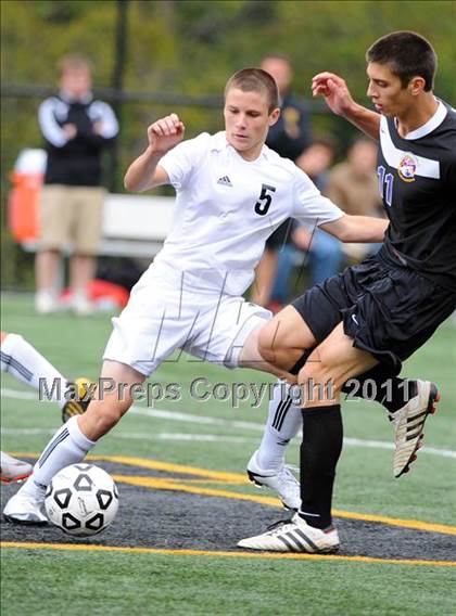 Thumbnail 2 in Lancaster Catholic @ Lancaster Mennonite photogallery.
