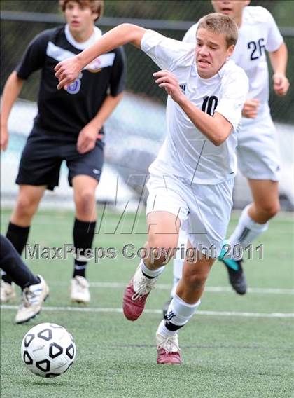 Thumbnail 2 in Lancaster Catholic @ Lancaster Mennonite photogallery.