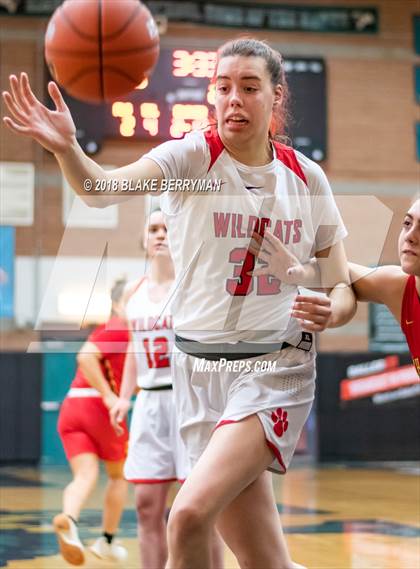 Thumbnail 2 in Mount Si vs. Chaparral (Nike Tournament of Champions) photogallery.