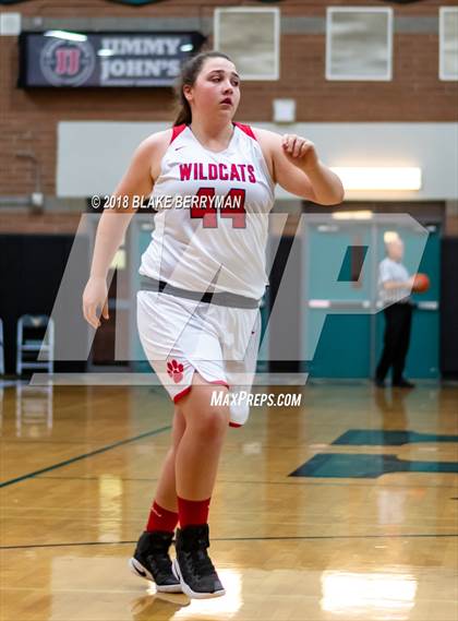 Thumbnail 3 in Mount Si vs. Chaparral (Nike Tournament of Champions) photogallery.