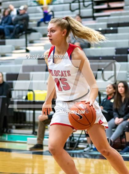 Thumbnail 3 in Mount Si vs. Chaparral (Nike Tournament of Champions) photogallery.