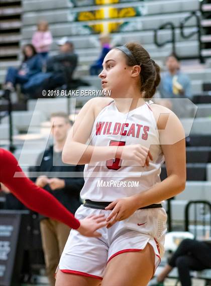 Thumbnail 3 in Mount Si vs. Chaparral (Nike Tournament of Champions) photogallery.