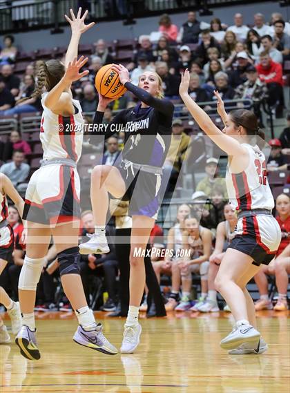 Thumbnail 2 in Grantsville vs. Carbon (UHSAA 3A 3rd / 4th Place) photogallery.