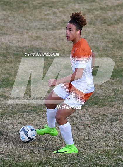 Thumbnail 1 in Edison [Thomas A.] vs Madison (NEISD Tournament) photogallery.