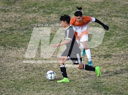 Thumbnail 3 in Edison [Thomas A.] vs Madison (NEISD Tournament) photogallery.