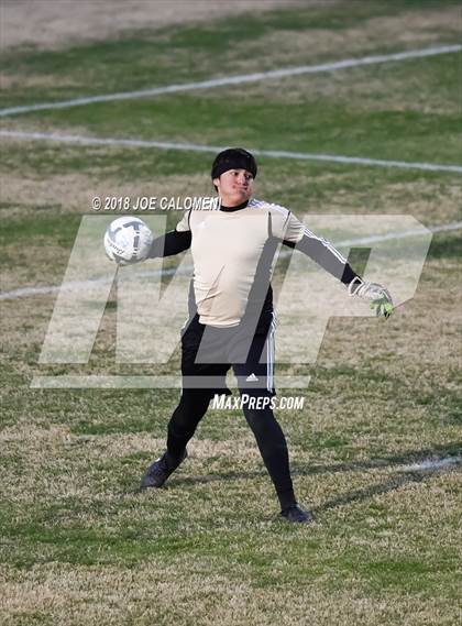 Thumbnail 3 in Edison [Thomas A.] vs Madison (NEISD Tournament) photogallery.