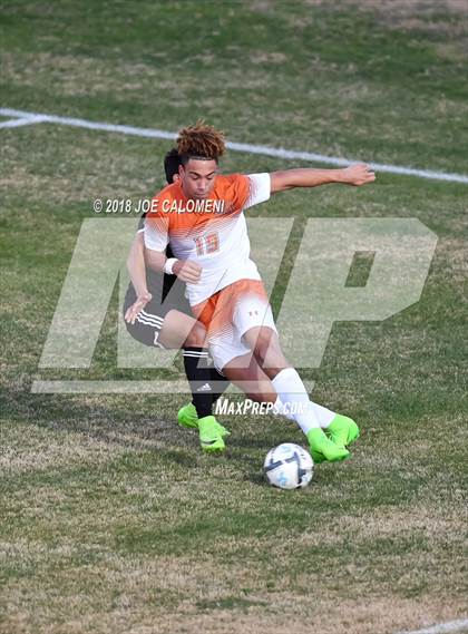 Thumbnail 1 in Edison [Thomas A.] vs Madison (NEISD Tournament) photogallery.
