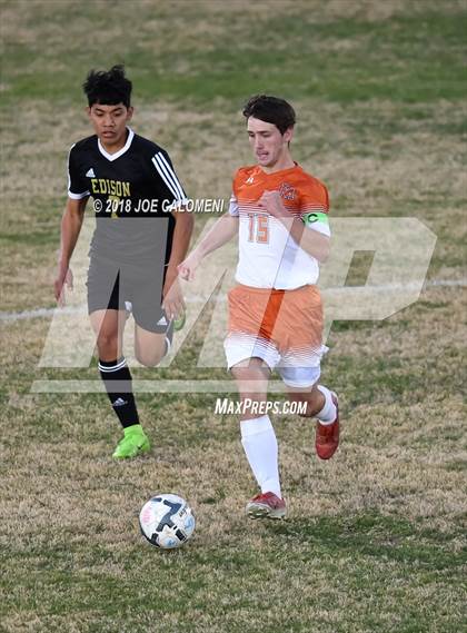 Thumbnail 1 in Edison [Thomas A.] vs Madison (NEISD Tournament) photogallery.