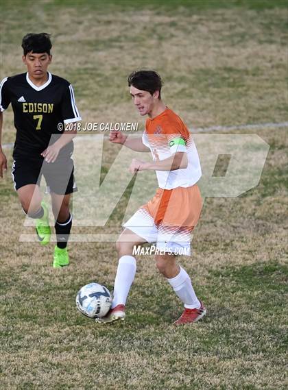 Thumbnail 2 in Edison [Thomas A.] vs Madison (NEISD Tournament) photogallery.