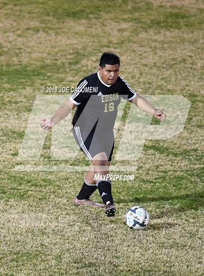 Thumbnail 2 in Edison [Thomas A.] vs Madison (NEISD Tournament) photogallery.