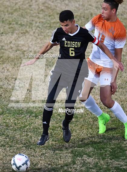 Thumbnail 1 in Edison [Thomas A.] vs Madison (NEISD Tournament) photogallery.