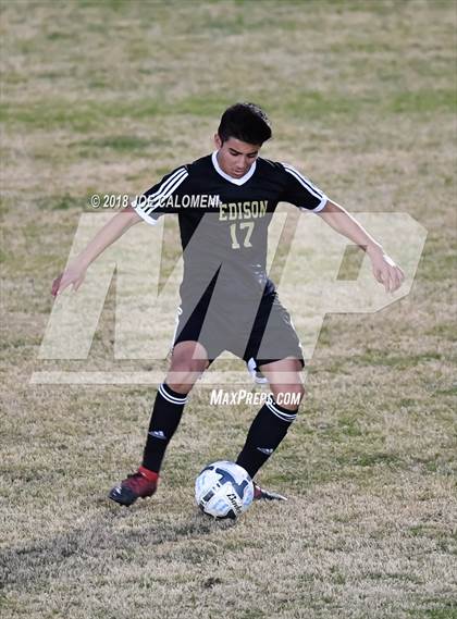 Thumbnail 3 in Edison [Thomas A.] vs Madison (NEISD Tournament) photogallery.