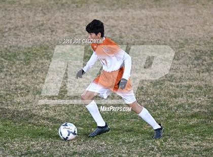 Thumbnail 3 in Edison [Thomas A.] vs Madison (NEISD Tournament) photogallery.