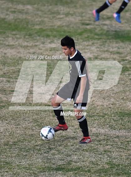 Thumbnail 3 in Edison [Thomas A.] vs Madison (NEISD Tournament) photogallery.