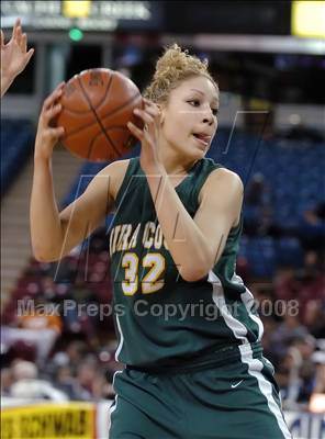 Thumbnail 3 in Mira Costa vs. Archbishop Mitty (CIF State D2 Final) photogallery.