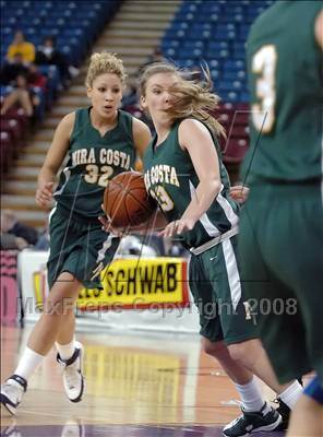 Thumbnail 2 in Mira Costa vs. Archbishop Mitty (CIF State D2 Final) photogallery.